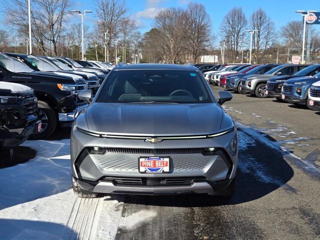 new 2025 Chevrolet Equinox EV car, priced at $47,207