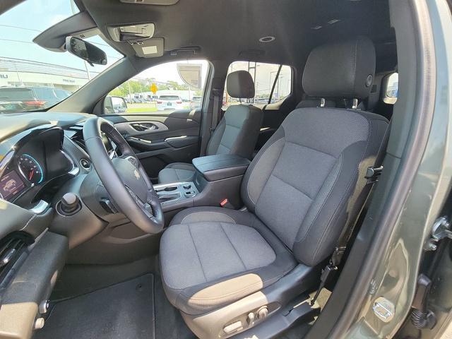 used 2022 Chevrolet Traverse car, priced at $28,471