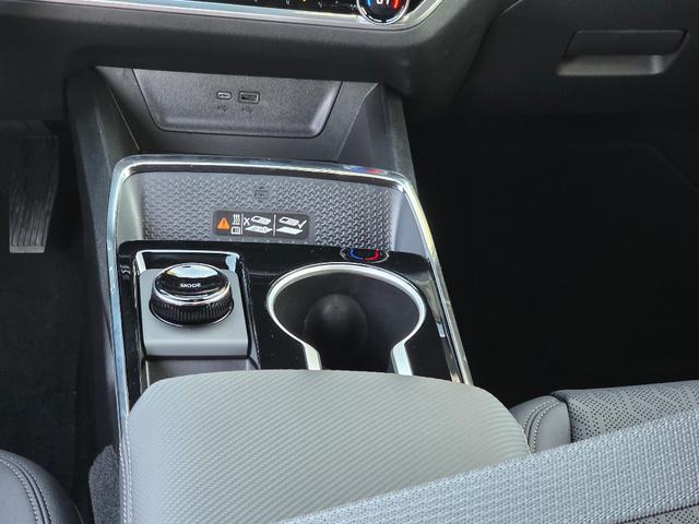 new 2026 Chevrolet Equinox car, priced at $33,227