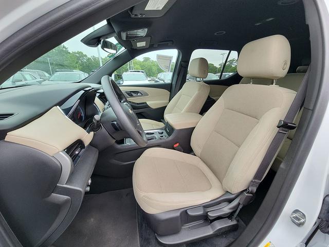 used 2023 Chevrolet Traverse car, priced at $26,982