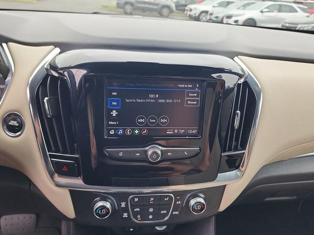 used 2023 Chevrolet Traverse car, priced at $26,982