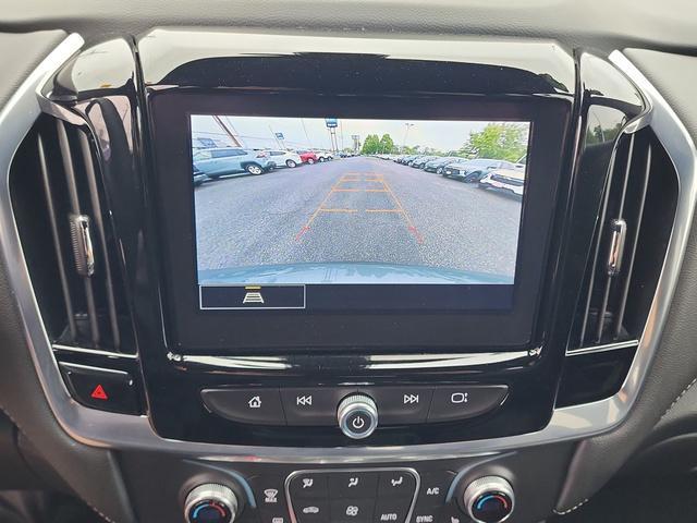 used 2022 Chevrolet Traverse car, priced at $30,832