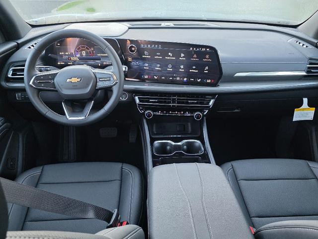 new 2026 Chevrolet Traverse car, priced at $45,222
