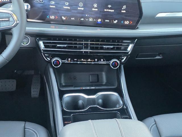 new 2026 Chevrolet Traverse car, priced at $45,222