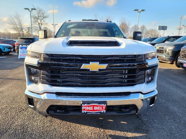 new 2025 Chevrolet Silverado 3500 car, priced at $54,772