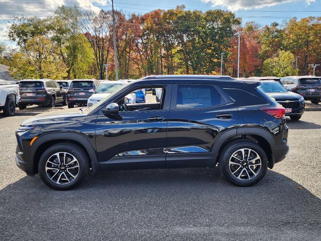 new 2025 Chevrolet TrailBlazer car, priced at $26,792