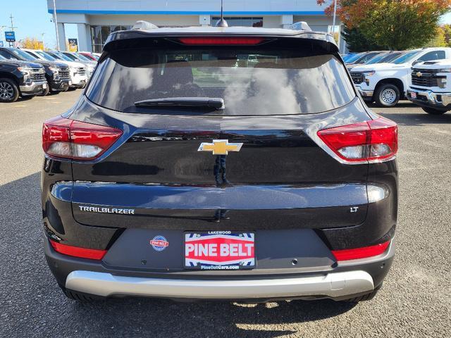 new 2025 Chevrolet TrailBlazer car, priced at $26,792