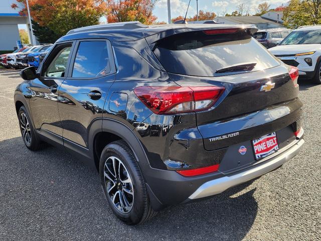 new 2025 Chevrolet TrailBlazer car, priced at $26,792