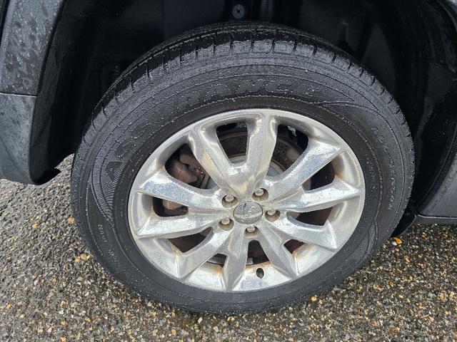 used 2015 Jeep Cherokee car, priced at $12,000