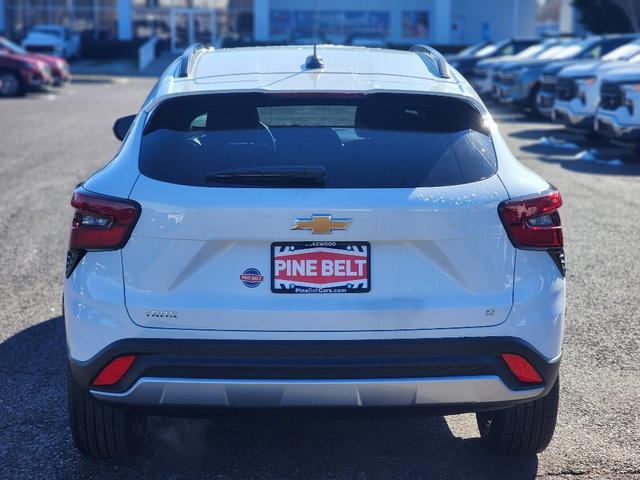 new 2024 Chevrolet Trax car, priced at $23,497