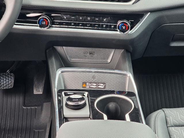 new 2026 Chevrolet Equinox car, priced at $30,007