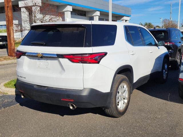 used 2022 Chevrolet Traverse car, priced at $28,471