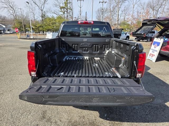 new 2025 Chevrolet Colorado car, priced at $39,412