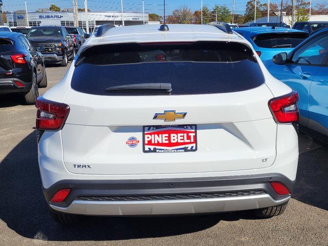 new 2025 Chevrolet Trax car, priced at $25,537