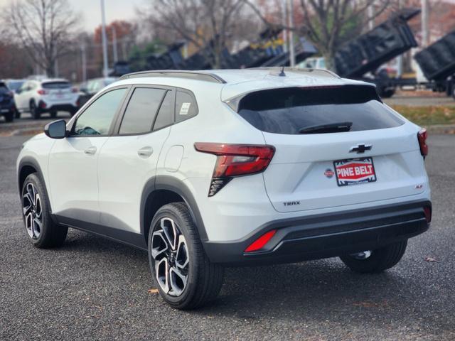 new 2024 Chevrolet Trax car, priced at $25,252