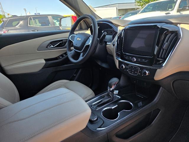 used 2023 Chevrolet Traverse car, priced at $31,471