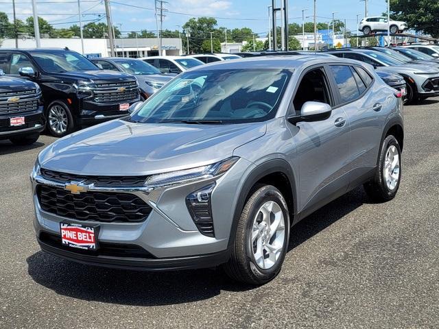 new 2024 Chevrolet Equinox car, priced at $25,977