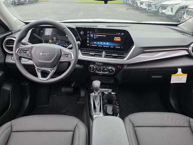 new 2025 Chevrolet Trax car, priced at $26,647