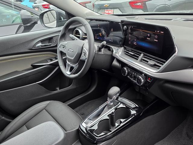 new 2025 Chevrolet Trax car, priced at $26,812