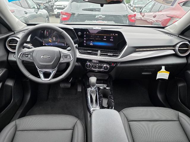 new 2025 Chevrolet Trax car, priced at $26,812
