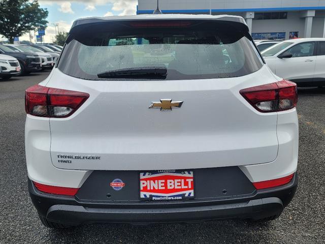 new 2025 Chevrolet TrailBlazer car, priced at $26,102