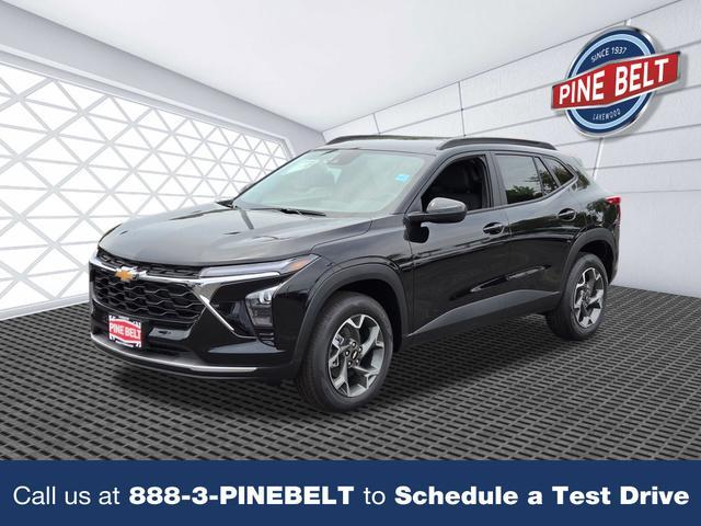 new 2025 Chevrolet Trax car, priced at $24,642