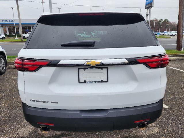 used 2022 Chevrolet Traverse car, priced at $26,143