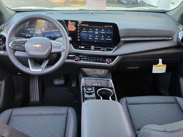 new 2026 Chevrolet Equinox car, priced at $32,422