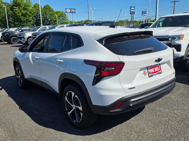 new 2025 Chevrolet Trax car, priced at $23,802