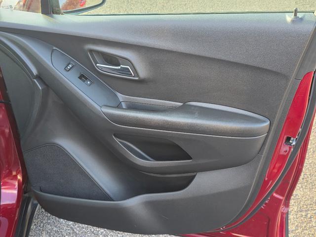 used 2022 Chevrolet Trax car, priced at $18,132