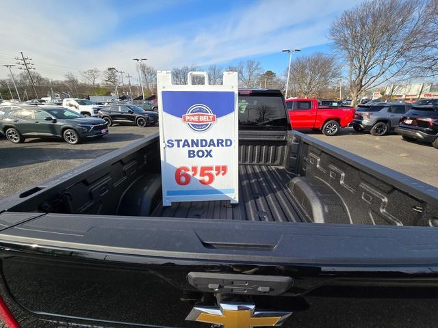 new 2025 Chevrolet Silverado 2500 car, priced at $69,392