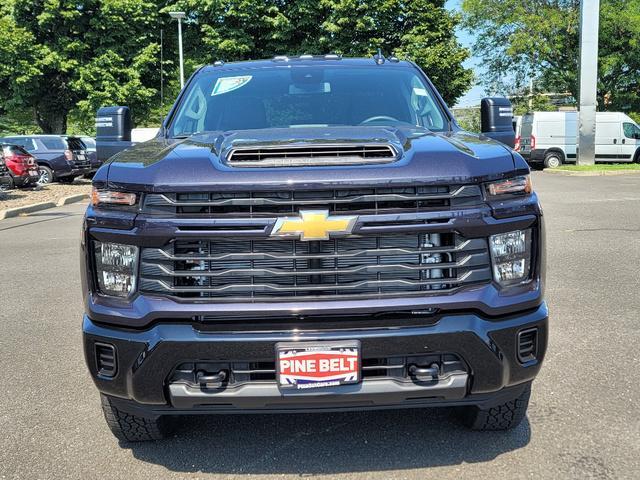 new 2024 Chevrolet Silverado 2500 car, priced at $66,077