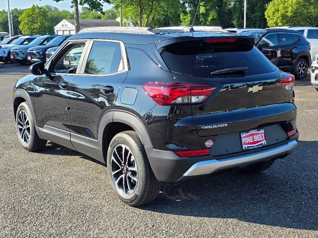 new 2026 Chevrolet TrailBlazer car, priced at $27,282