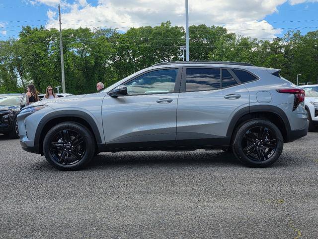 new 2025 Chevrolet Trax car, priced at $26,647