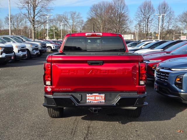 new 2024 Chevrolet Colorado car, priced at $39,095