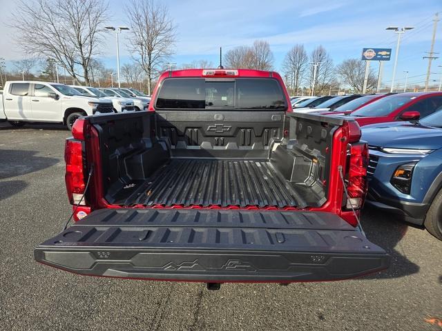 new 2024 Chevrolet Colorado car, priced at $39,095