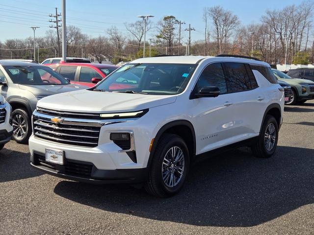 new 2025 Chevrolet Traverse car, priced at $42,502