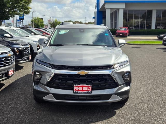 new 2025 Chevrolet Blazer car, priced at $33,632