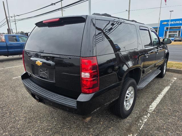 used 2013 Chevrolet Suburban car, priced at $18,000