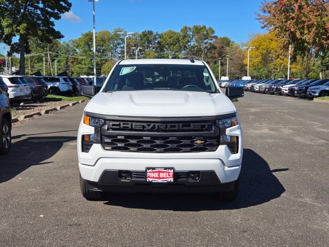 new 2024 Chevrolet Silverado 1500 car, priced at $43,917