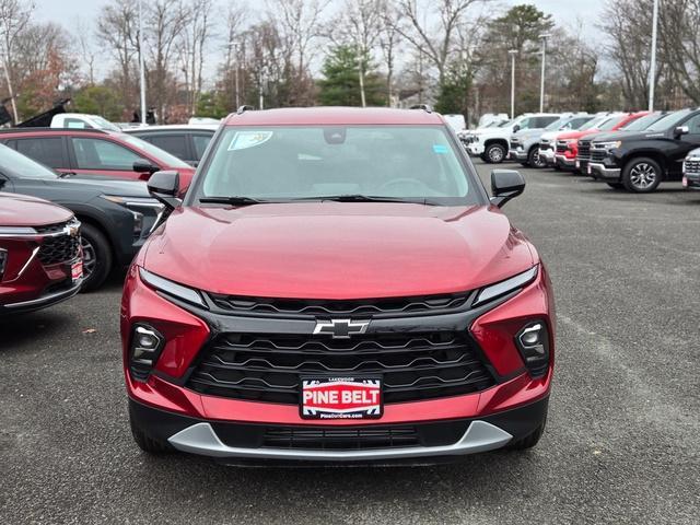 new 2025 Chevrolet Blazer car, priced at $37,067