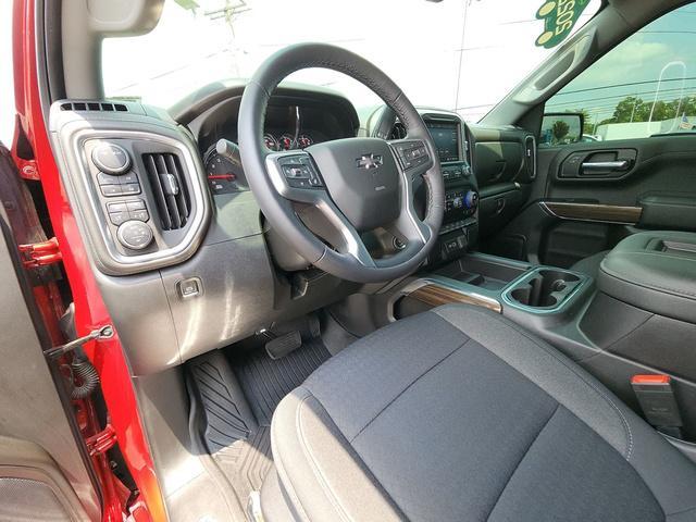 used 2022 Chevrolet Silverado 1500 car, priced at $39,283
