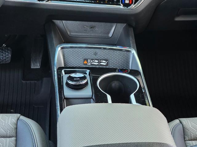 new 2026 Chevrolet Equinox car, priced at $32,707