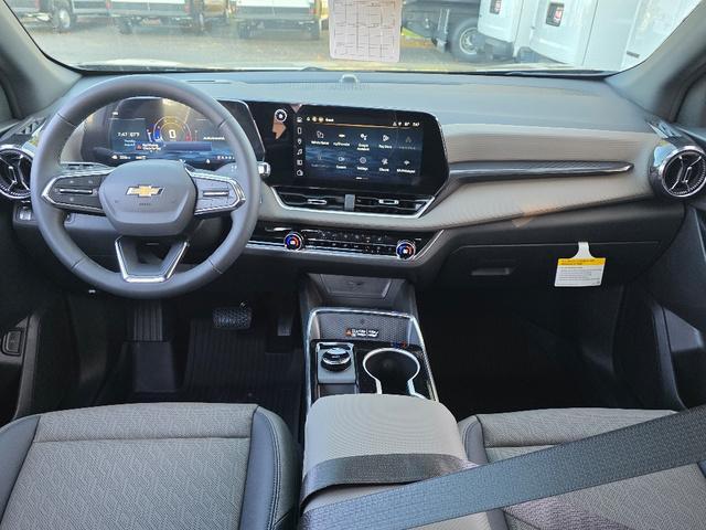 new 2026 Chevrolet Equinox car, priced at $32,707