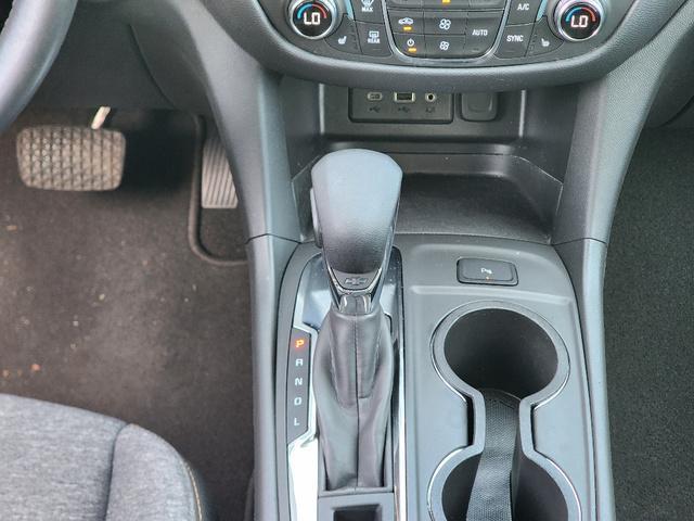 used 2022 Chevrolet Equinox car, priced at $20,000