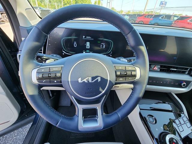 used 2023 Kia Sportage Hybrid car, priced at $28,132