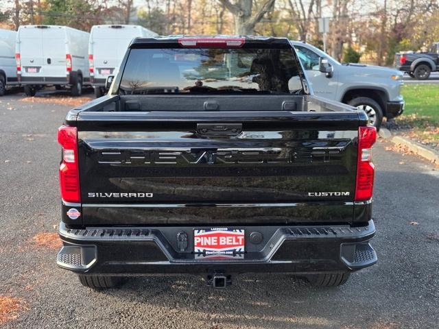 new 2025 Chevrolet Silverado 1500 car, priced at $45,592