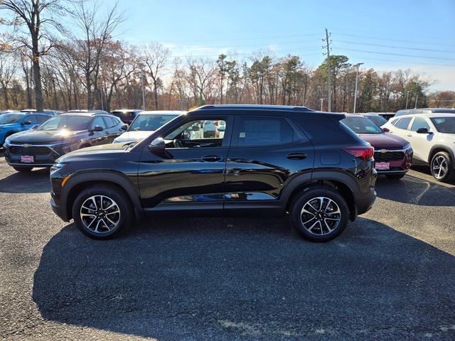 new 2025 Chevrolet TrailBlazer car, priced at $25,747