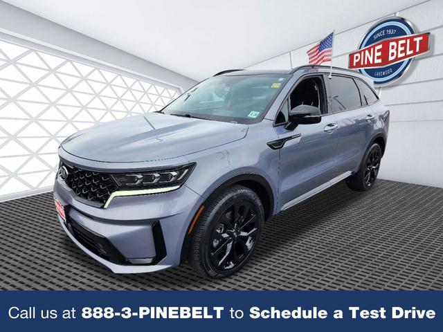 used 2021 Kia Sorento car, priced at $25,314