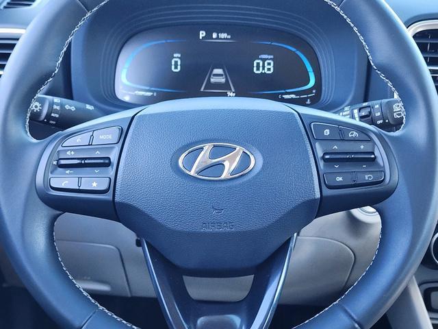 used 2023 Hyundai Venue car, priced at $18,512